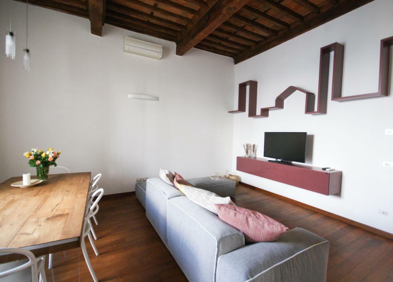 Tabacchi Luxury Apartment In Lucca Historical Center Near Toll Parking Экстерьер фото