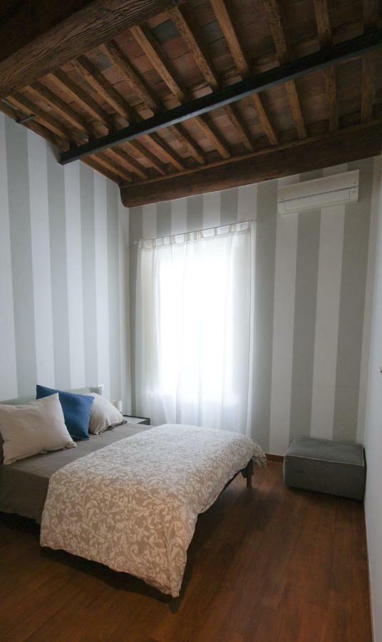 Tabacchi Luxury Apartment In Lucca Historical Center Near Toll Parking Экстерьер фото